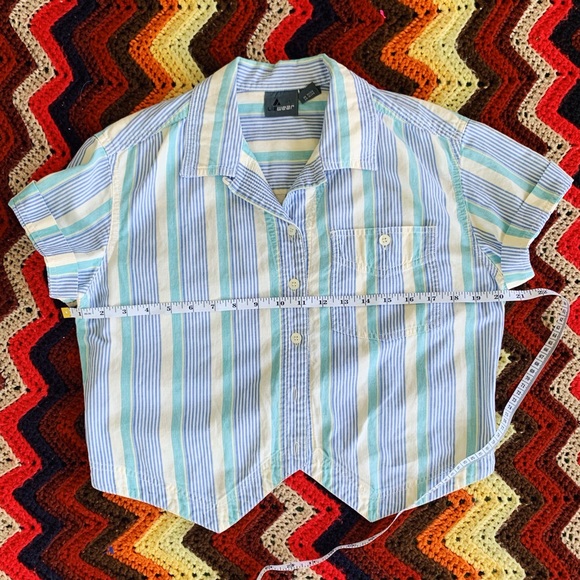 SOLD Vintage 90s Lizwear Pastel Striped Button Up - Picture 6 of 7